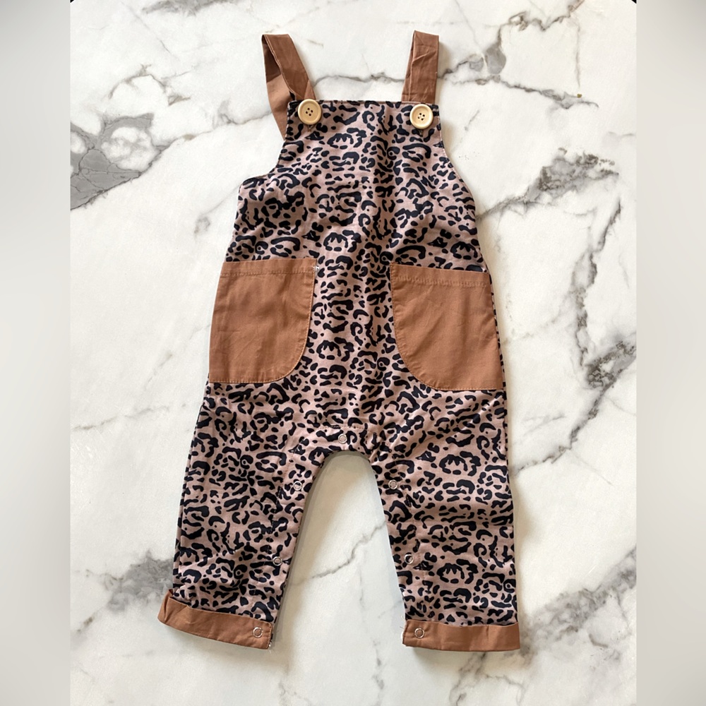 Cheetah Romper w/Pockets